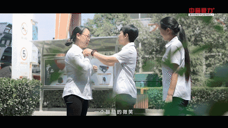 充滿(mǎn)鼓勵(lì)關(guān)愛(ài)的氛圍
